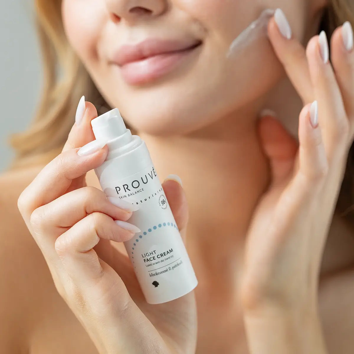 Krem do twarzy: jak mądrze wybrać i stosować (szczególnie jesienią)