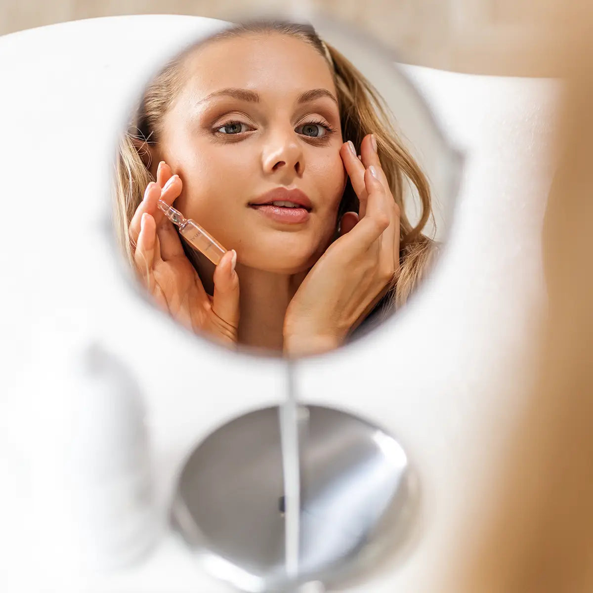 Aktywne serum anti-age